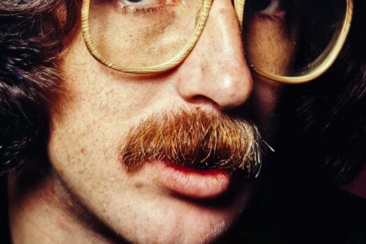 Los anteojos de Charly García
